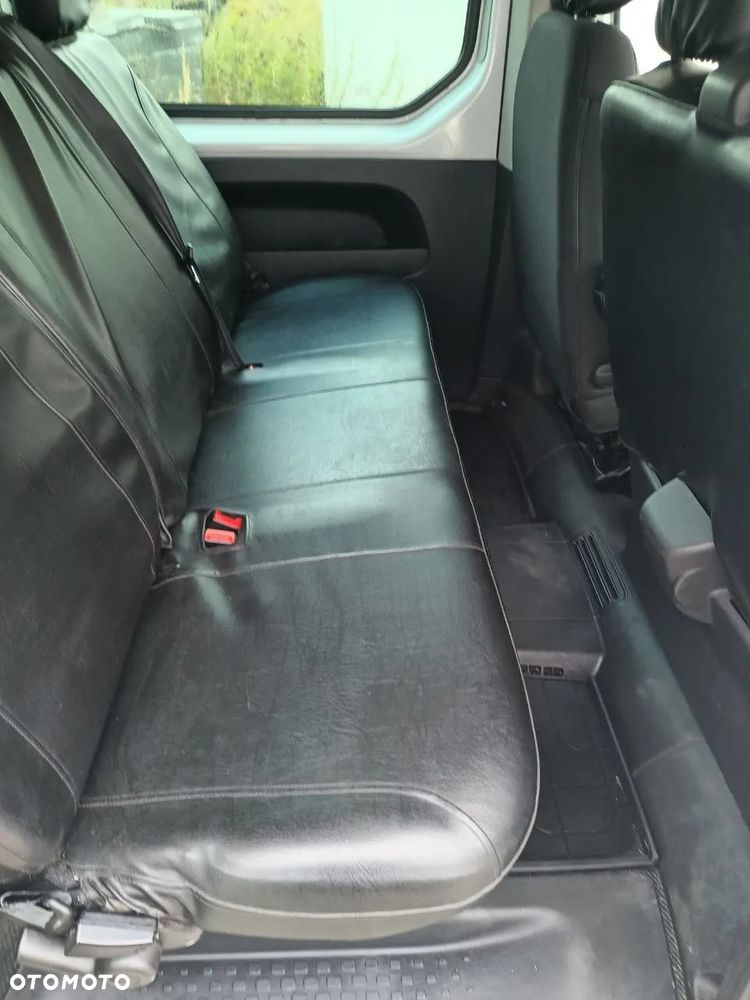 Renault Trafic - 2