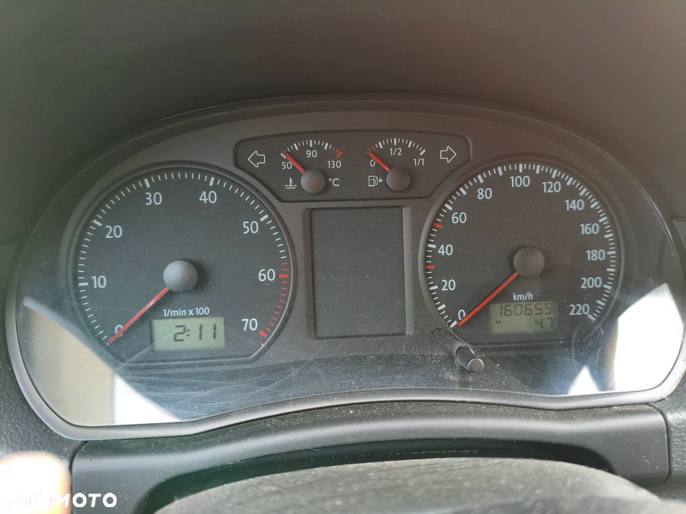 Volkswagen Polo 1.4 16V Trendline - 13