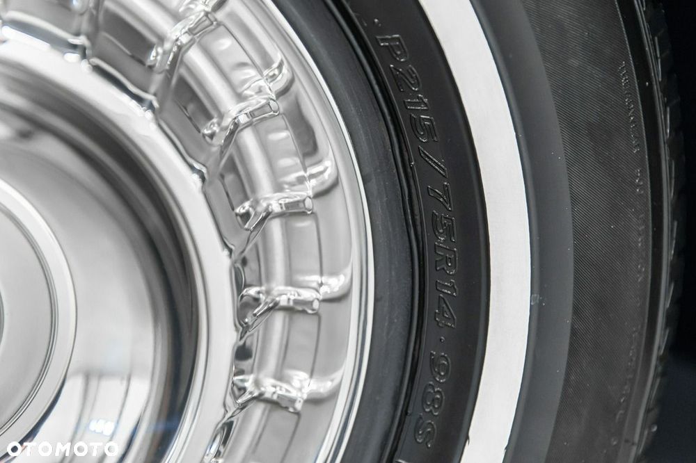 Ford Thunderbird - 21