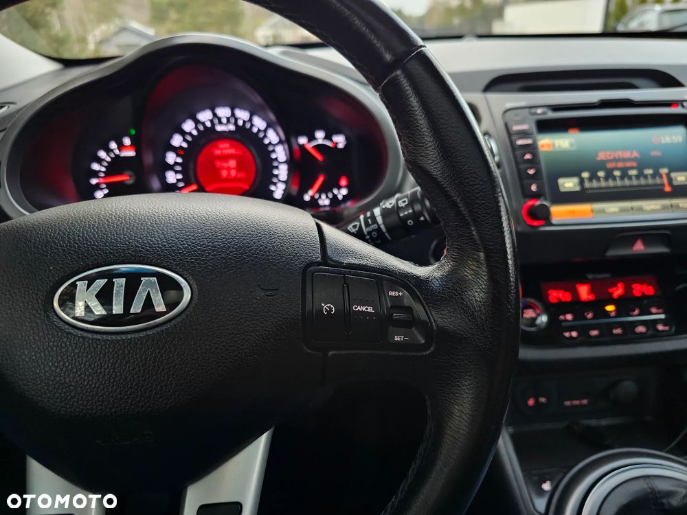 Kia Sportage 2,0 CRDI AWD Dream-Team Edition - 38