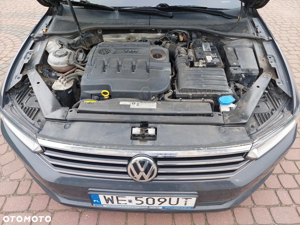 Volkswagen Passat 2.0 TDI SCR Highline - 11