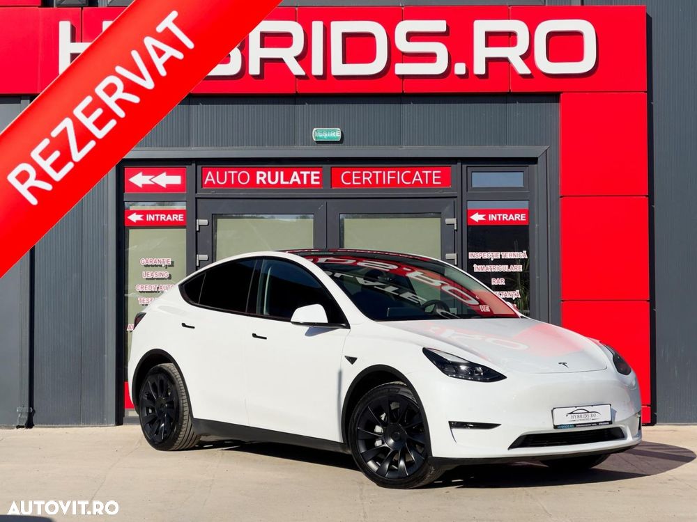 Tesla Model Y - 2