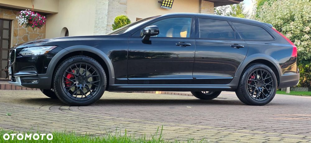 Volvo V90 Cross Country T6 AWD Pro - 22