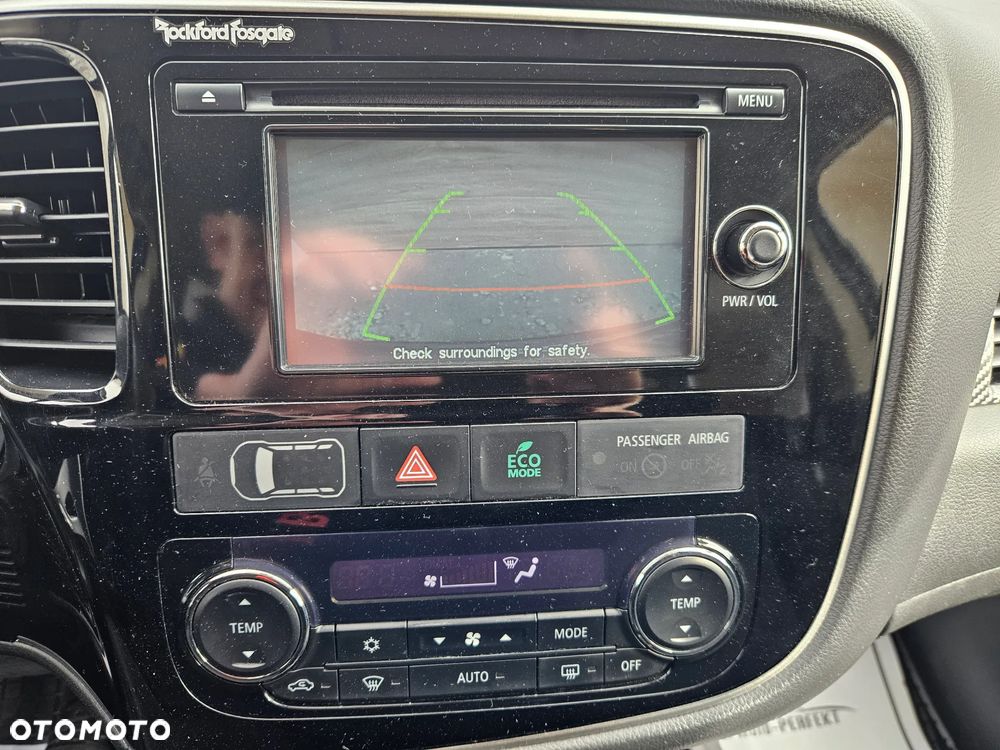 Mitsubishi Outlander 2.0 Intense + SDA 4WD CVT - 19