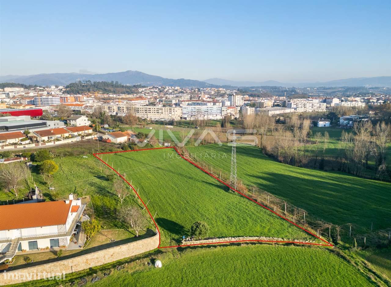 Terreno para construção em Barbudo, Vila Verde - Grande imagem: 2/22