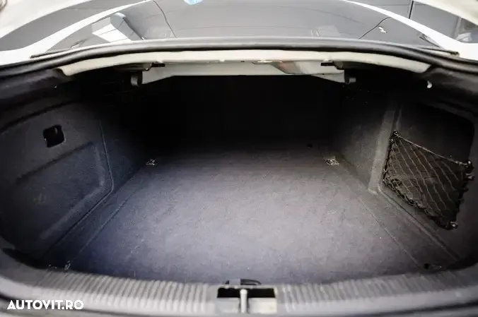 Audi A6 Avant 2.0 TDI DPF - 14