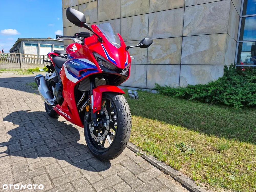 Honda CBR - 7