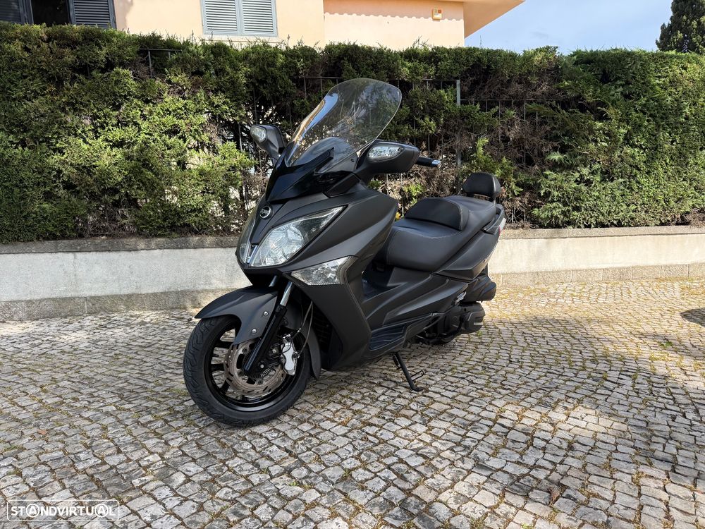 Sym GTS 300 i - 1
