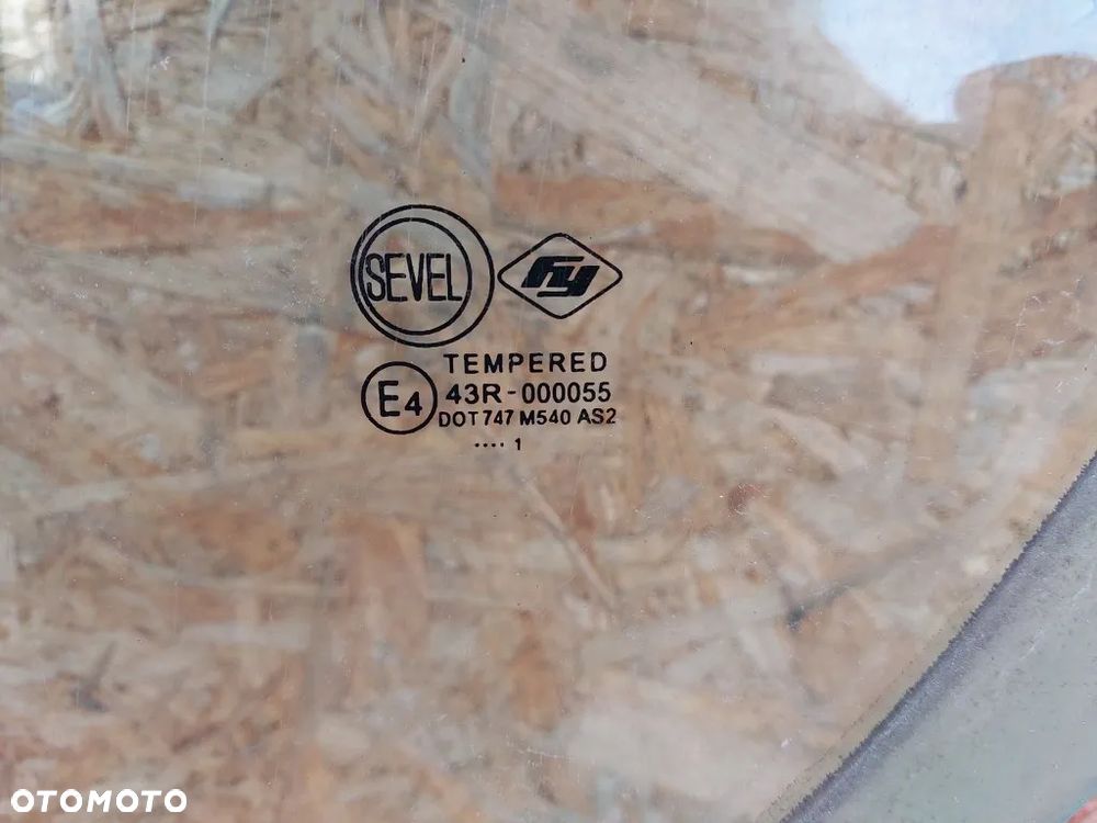 Szyba Drzwi Przednia Lewa Przód Fiat Ducato Jumper Boxer III 2011r - 2
