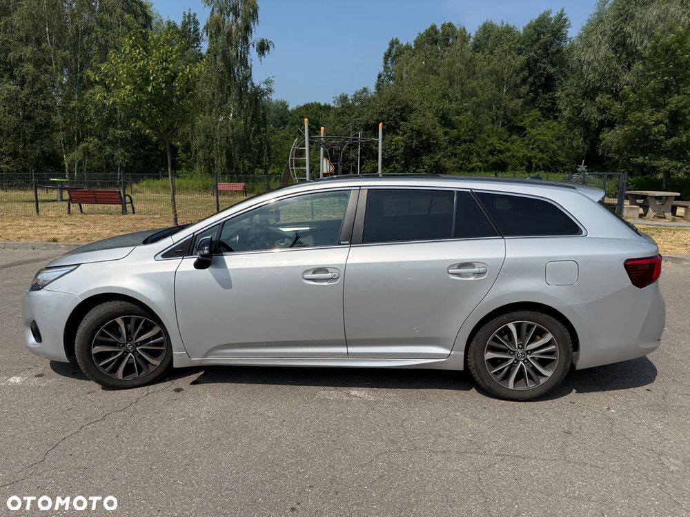 Toyota Avensis 1.8 Prestige MS - 15