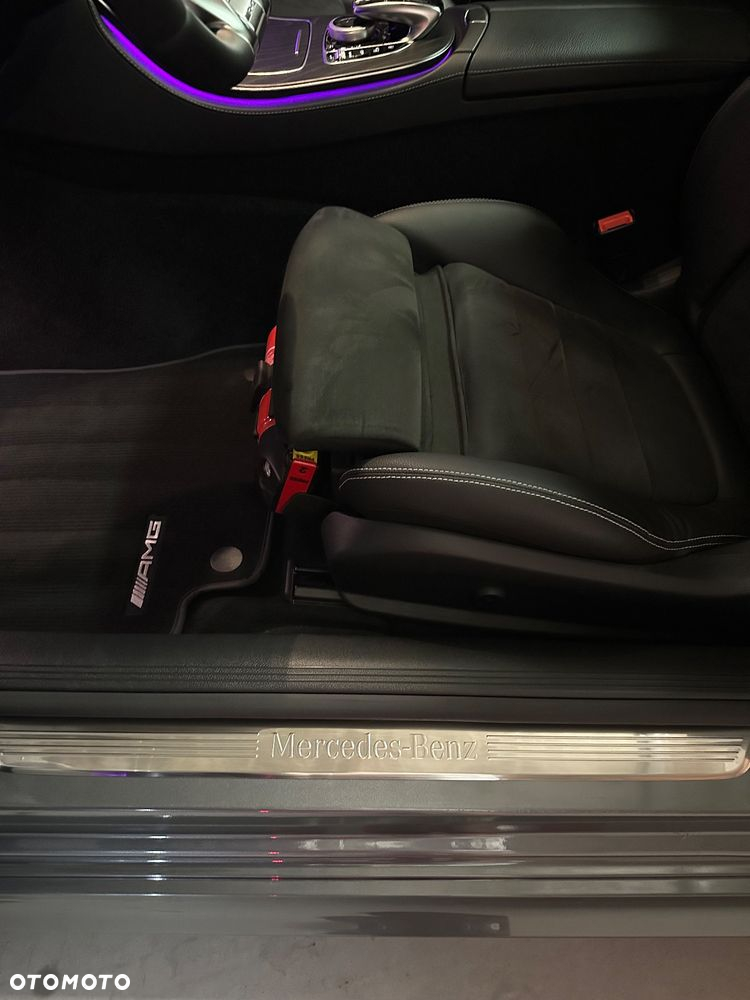Mercedes-Benz Klasa E 300 Coupe 9G-TRONIC - 18