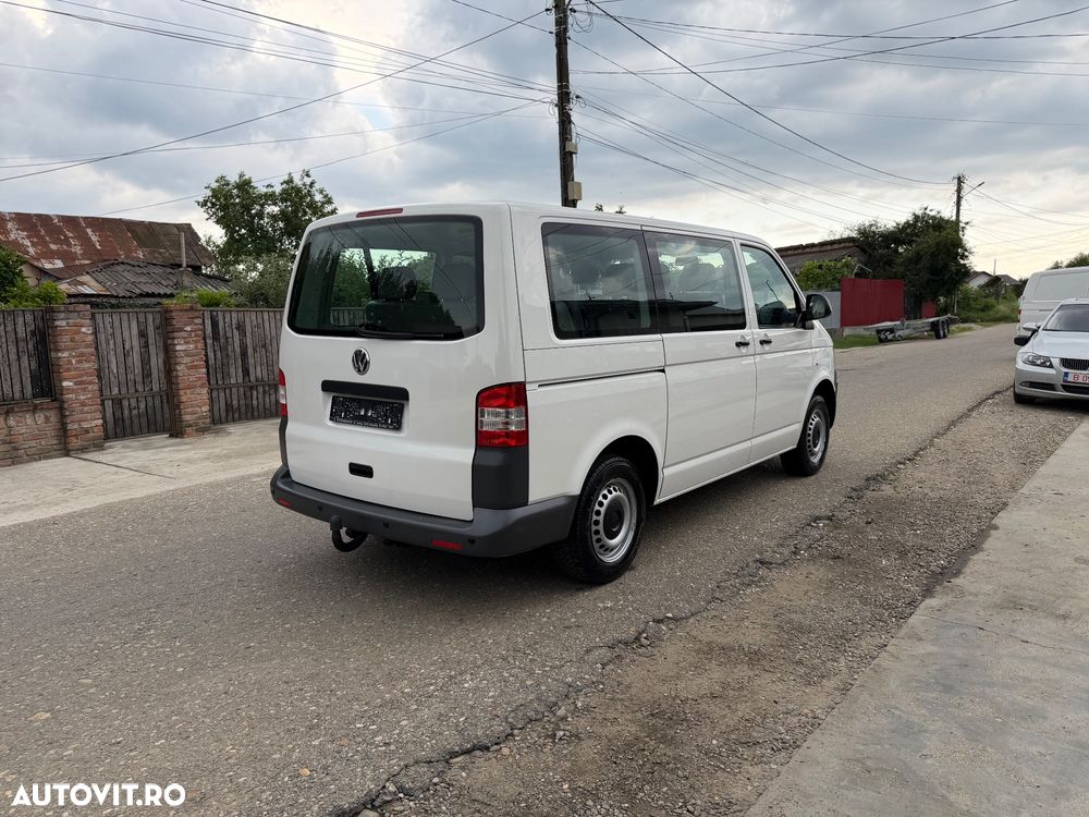 Volkswagen Transporter - 4