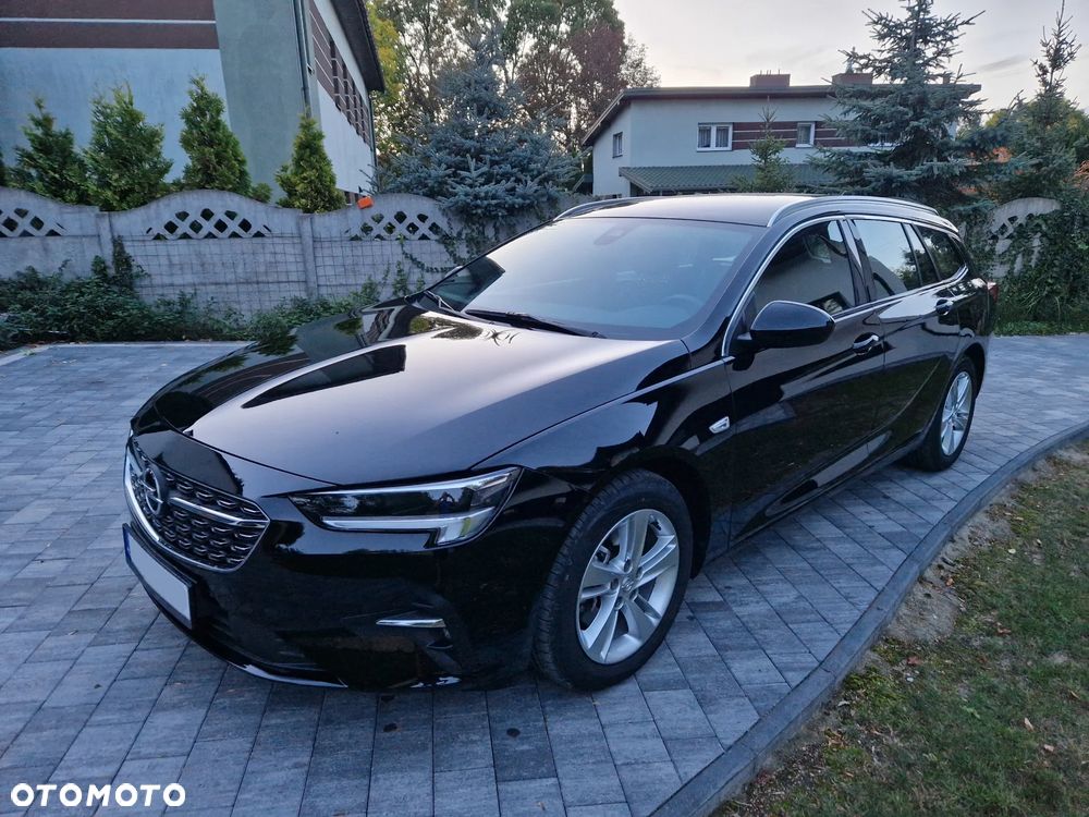 Opel Insignia - 1