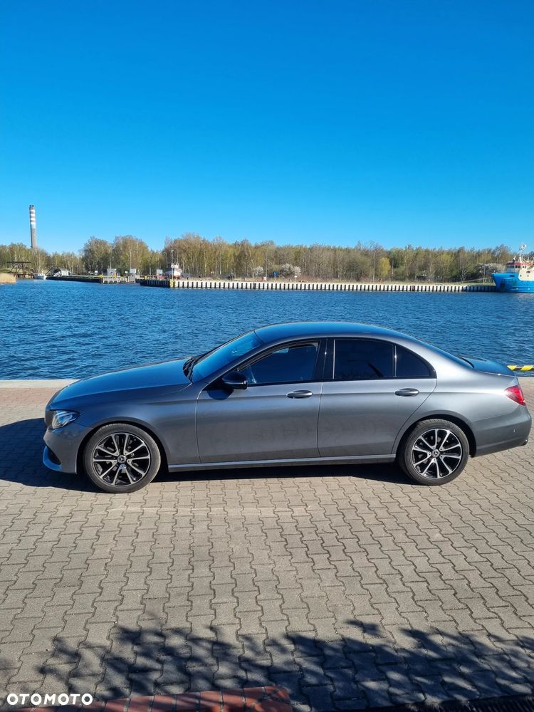 Mercedes-Benz Klasa E 220 d 9G-TRONIC Avantgarde - 7