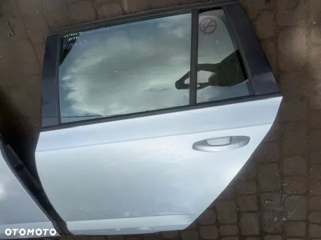DRZWI PRAWE LEWE TYLNE SKODA OCTAVIA III KOMBI - 3