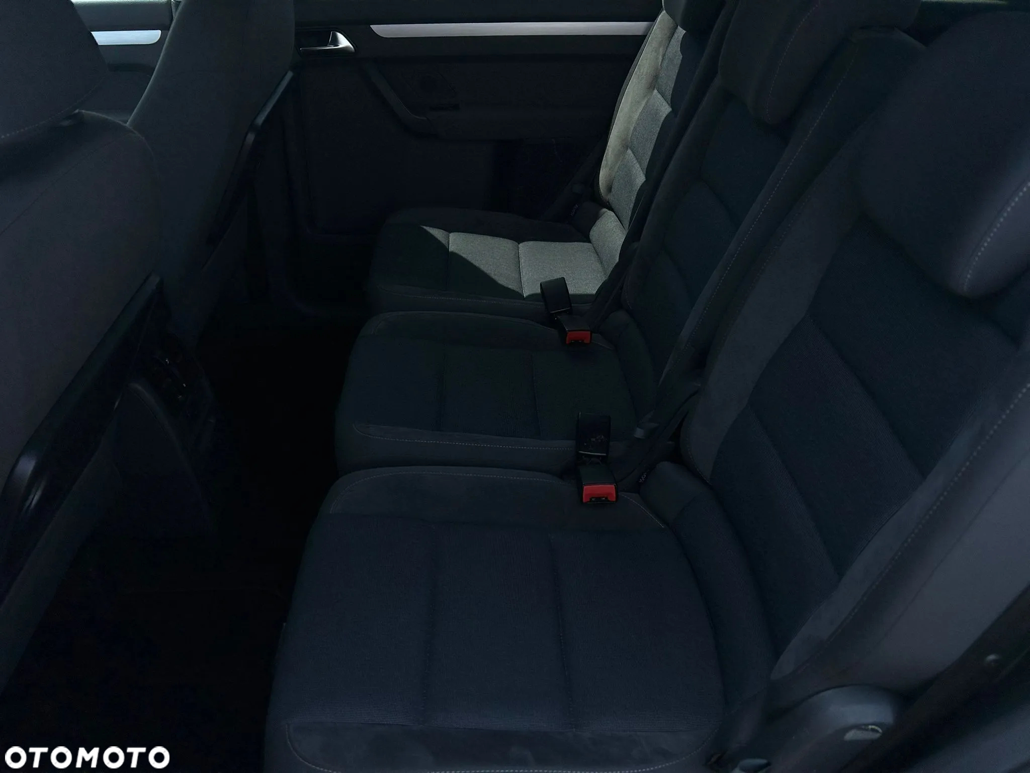 Volkswagen Touran 1.6 TDI DPF Comfortline - 6