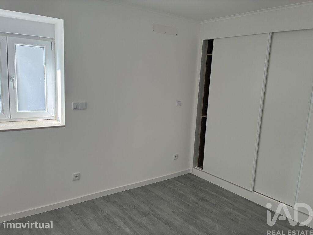 Casa / Villa T2 em Vila Nova da Rainha de 58 m2 - Grande imagem: 5/9