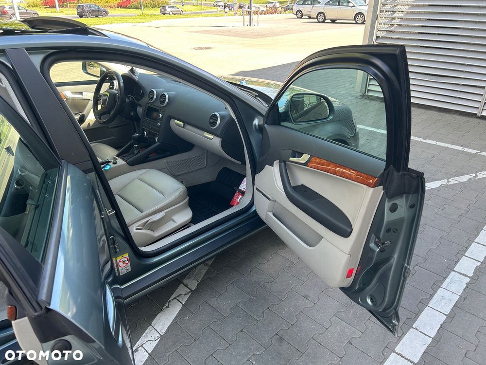 Audi A3 Sportback 1.6 TDI DPF Ambition - 7