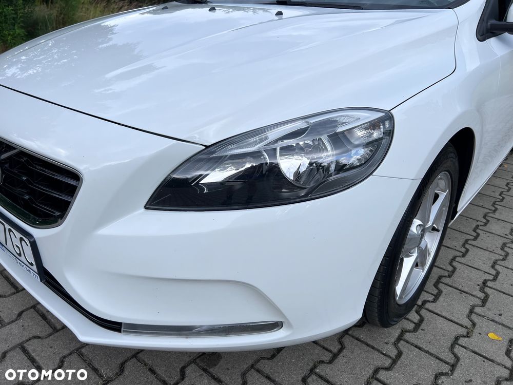 Volvo V40 D2 Kinetic - 14