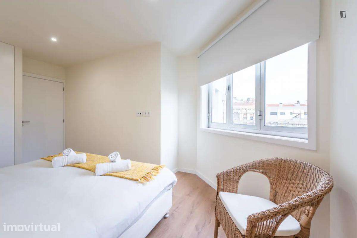 Apartamento com 2 quartos - localizado em Sé Porto - Grande imagem: 2/20