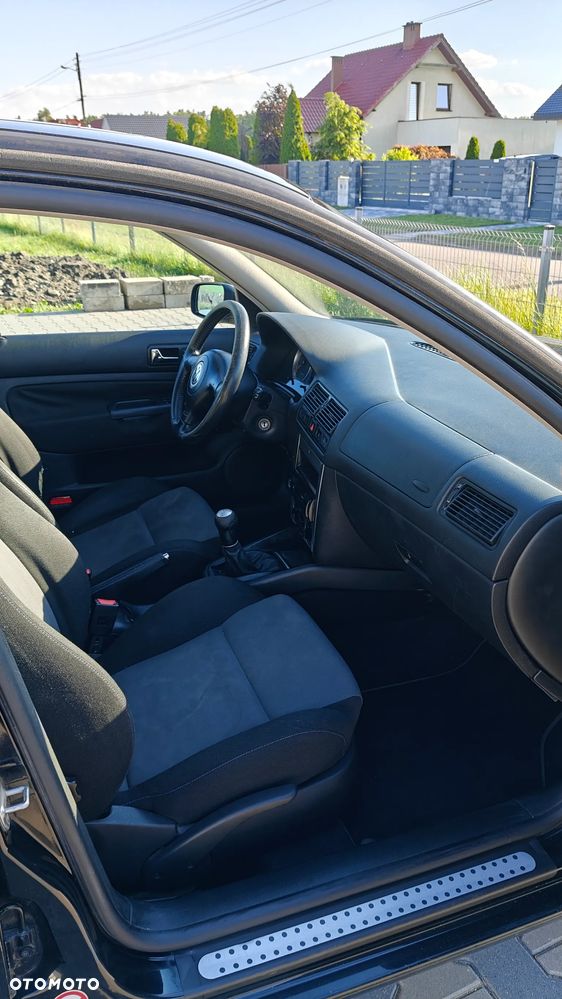 Volkswagen Golf 1.9 TDI - 18