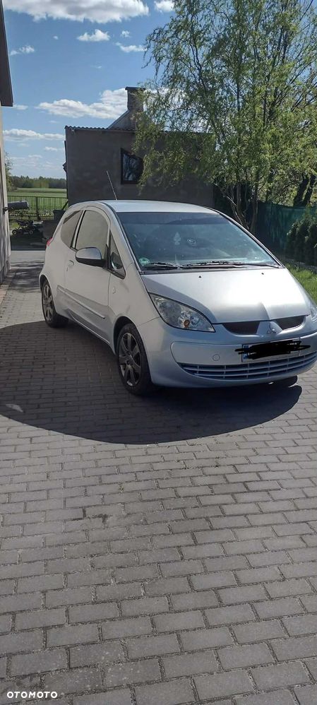Mitsubishi Colt - 1