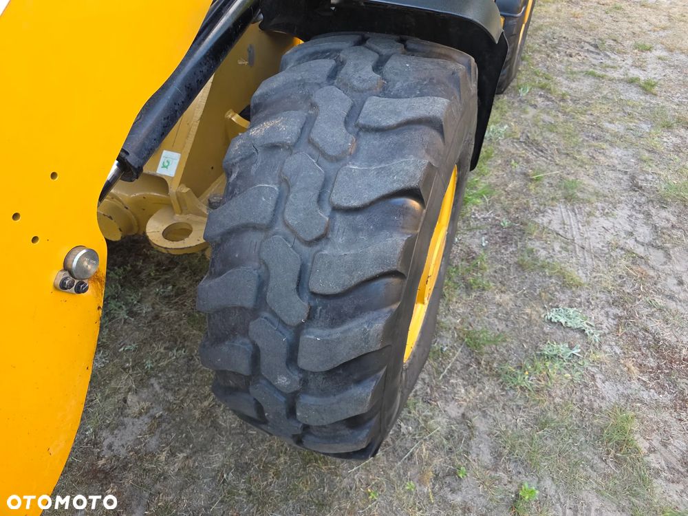 Caterpillar CAT 906 - 18