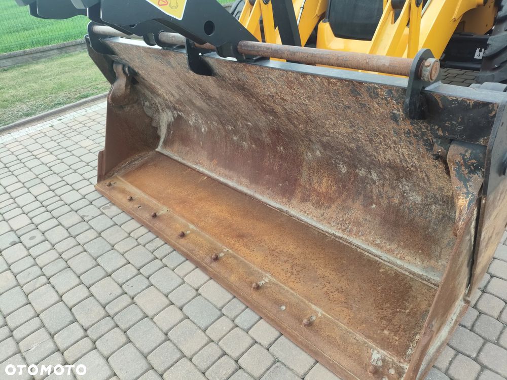 JCB JCB 4CX / RÓWNE KOŁA / TORQUELOCK / POWERSHIFT / SPROWADZONA / - 10