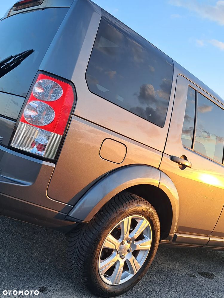 Land Rover Discovery SD V6 HSE - 23