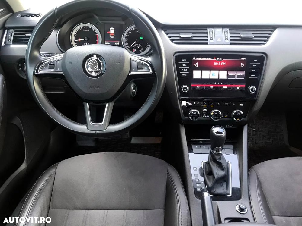 Skoda Octavia 1.5 TSI ACT DSG L&K - 9