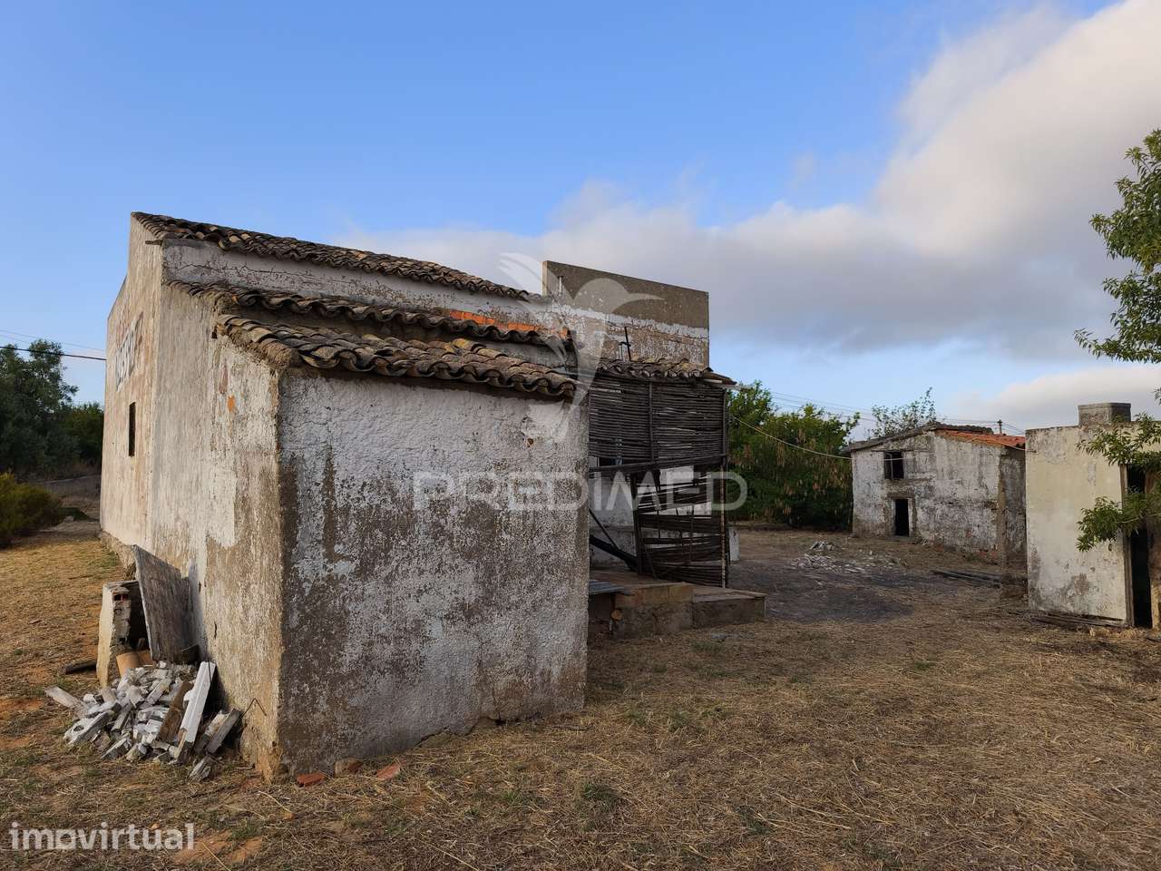 Albufeira - Moradia com terreno misto A Dois Passos da Praia da Fal... - Grande imagem: 5/15