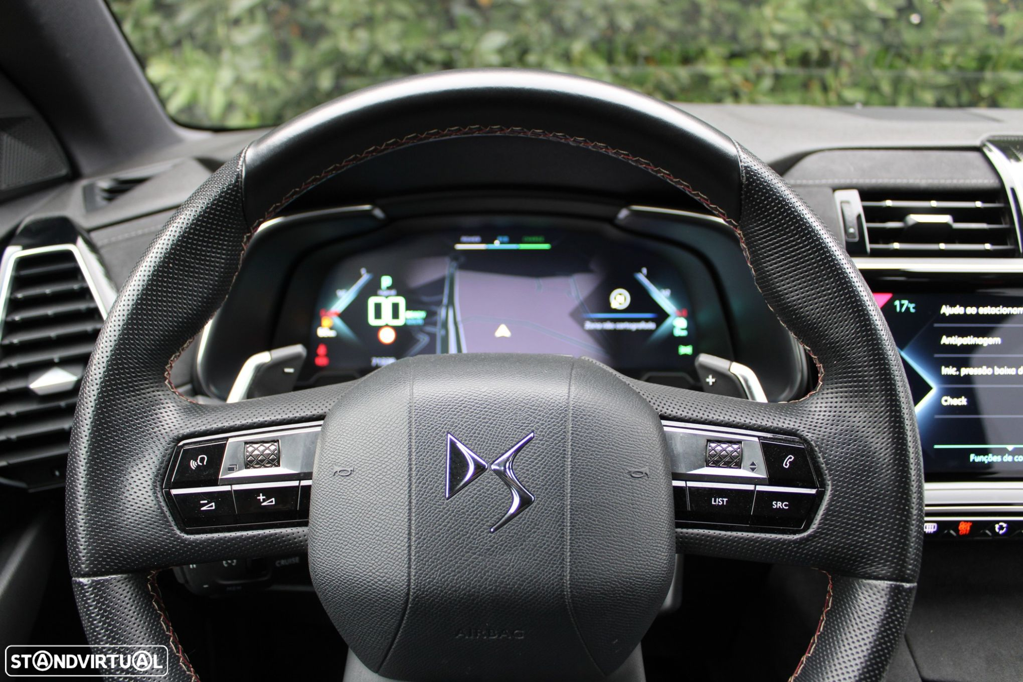 DS DS7 Crossback E-Tense Performance Line EAT8 - 26