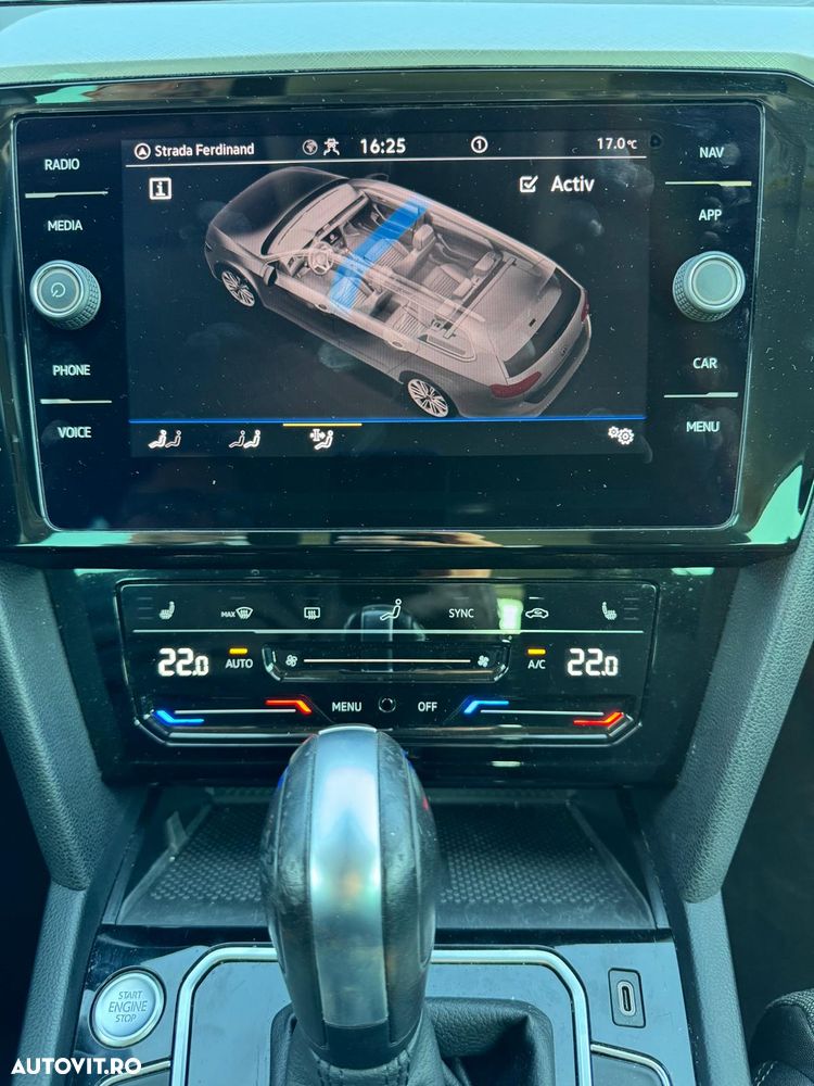 Volkswagen Passat 2.0 TDI SCR DSG Business - 29