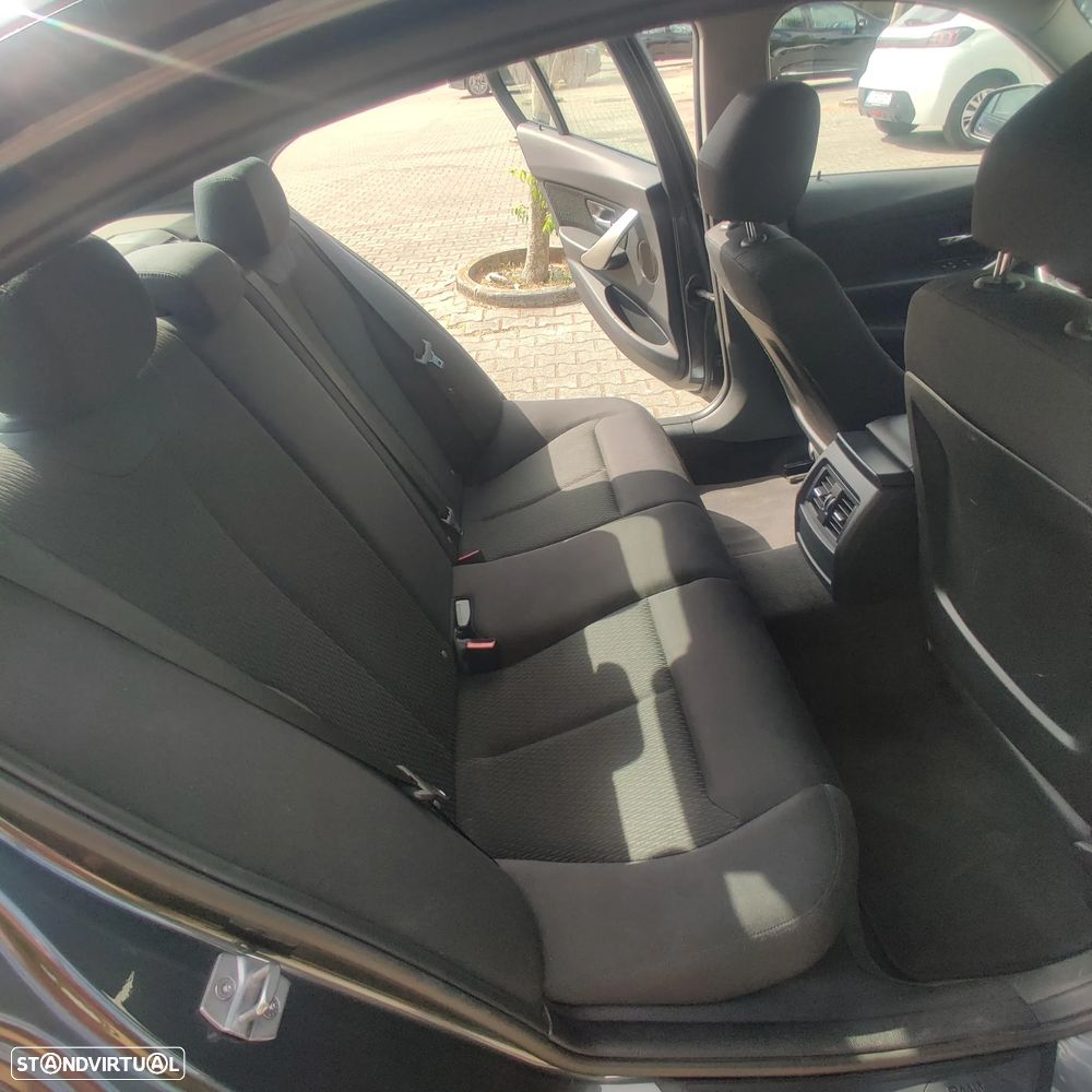 BMW 318 - 14