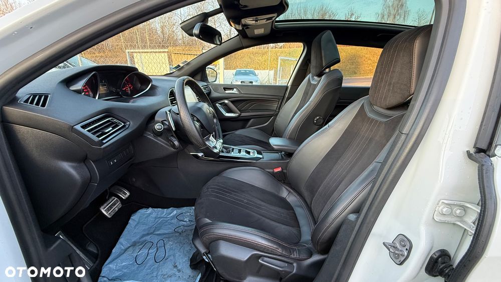 Peugeot 308 - 16