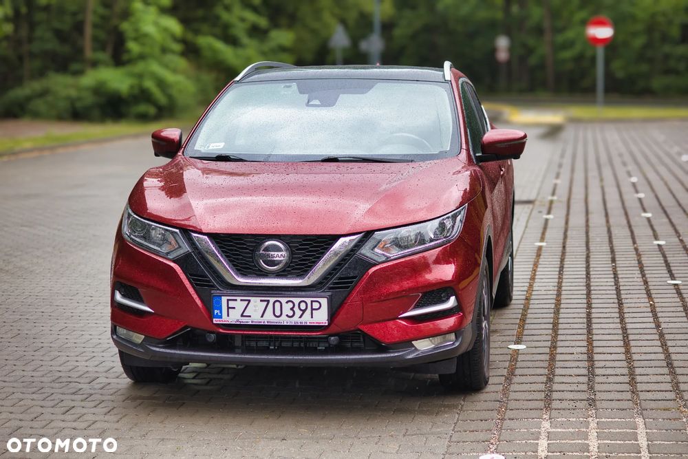 Nissan Qashqai - 2