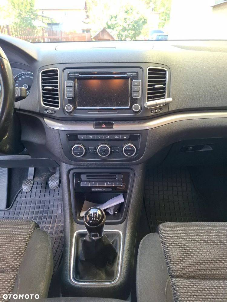 Volkswagen Sharan 2.0 TDI Comfortline - 8