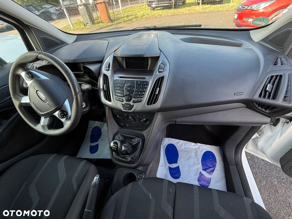 Ford Transit Connect - 16