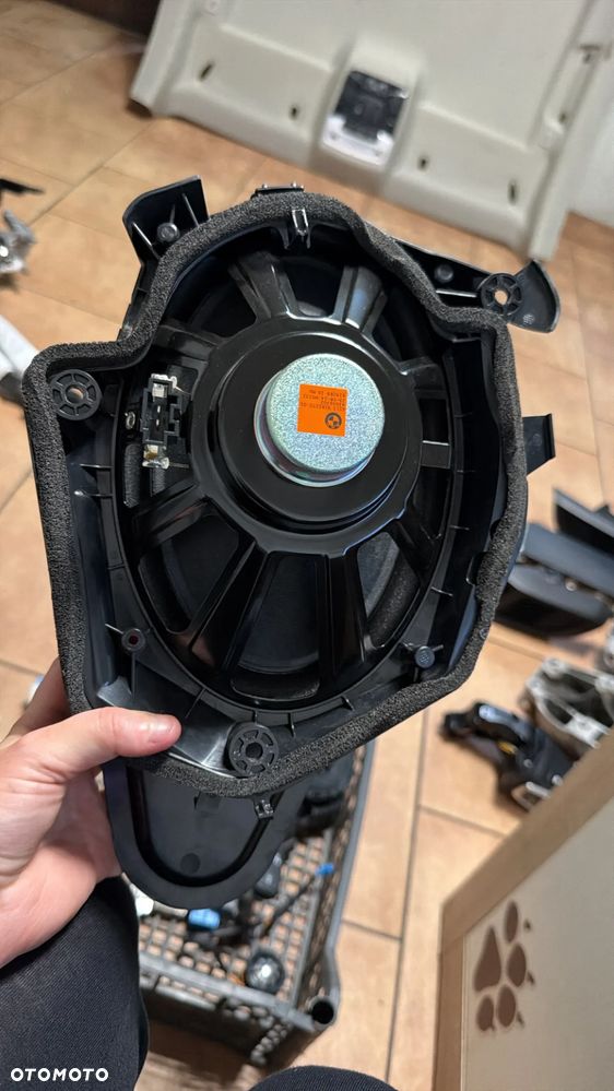 GŁOŚNIK BMW I3 PRAWY 9283792 - 2