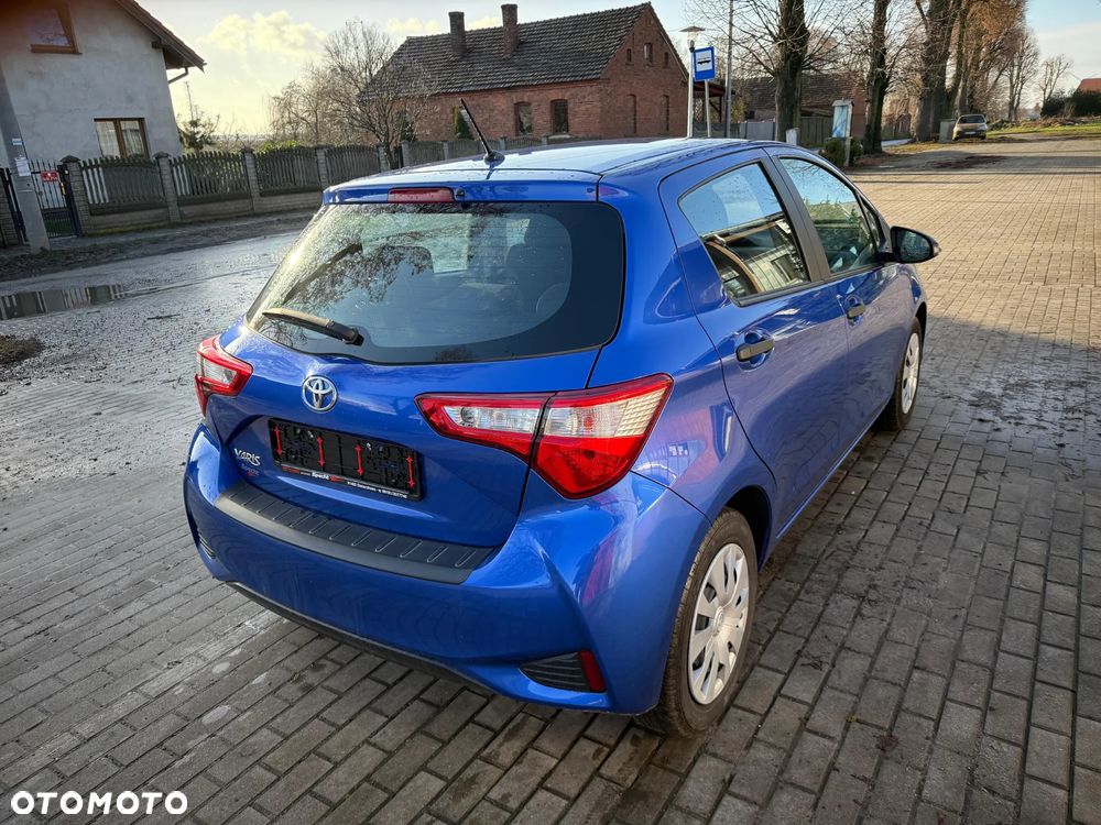 Toyota Yaris 1.0 VVT-i - 28
