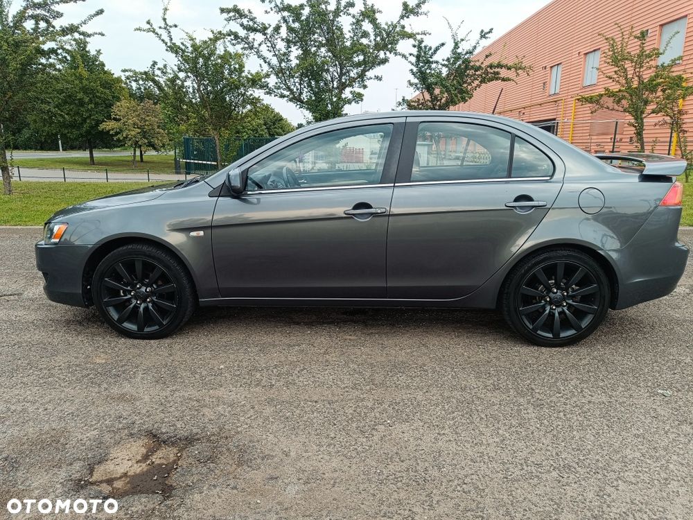 Mitsubishi Lancer - 5