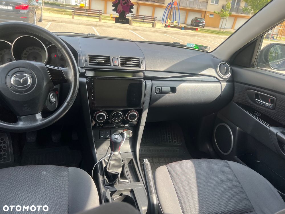 Mazda 3 - 8