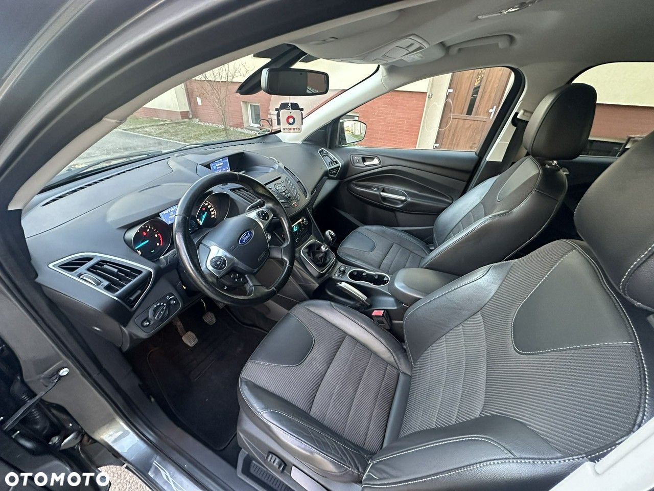 Ford Kuga - 19