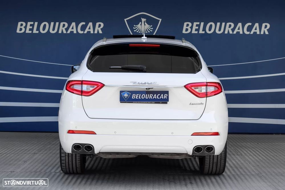 Maserati Levante 3.0 V6 — photo 5