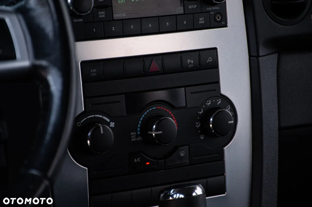 Jeep Commander 3.7 V6 - 38