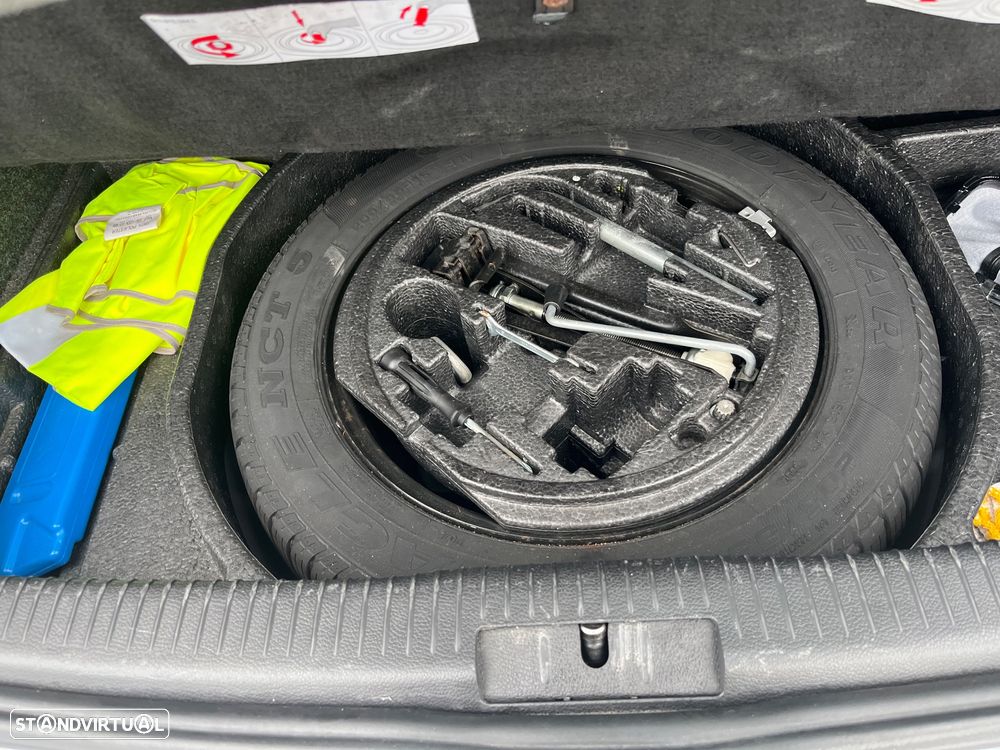 VW Golf 1.9 TDi Confortline - 14