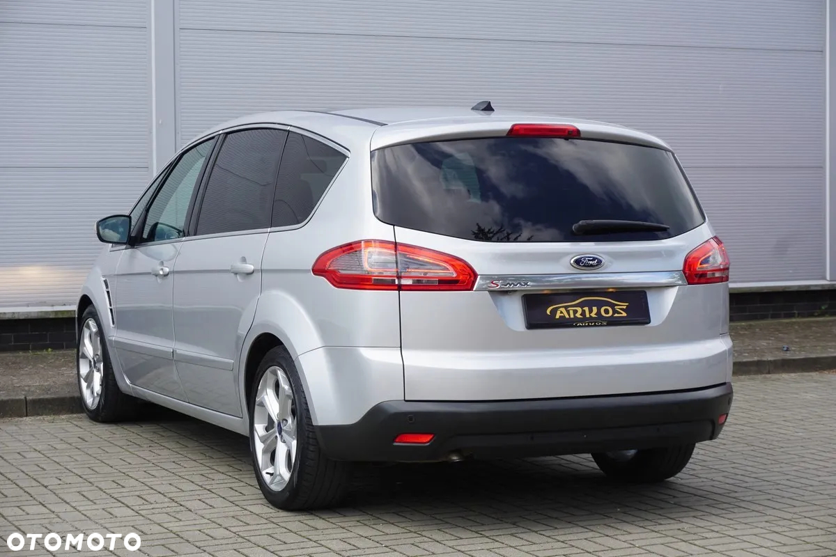 Ford S-Max 2.0 TDCi DPF Titanium X - 32