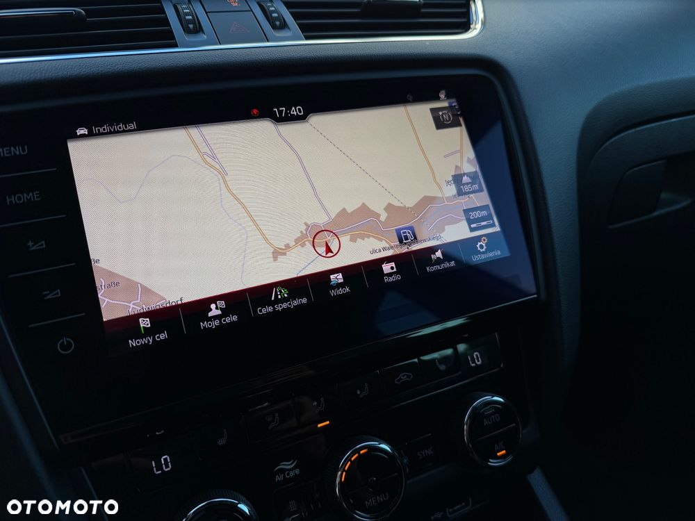 Skoda Octavia 2.0 TSI RS Challenge 245 DSG - 30
