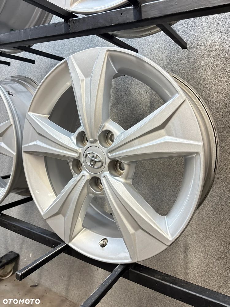 4 Felgi Alu. Toyota Yaris Cross, Chr 17" - 13