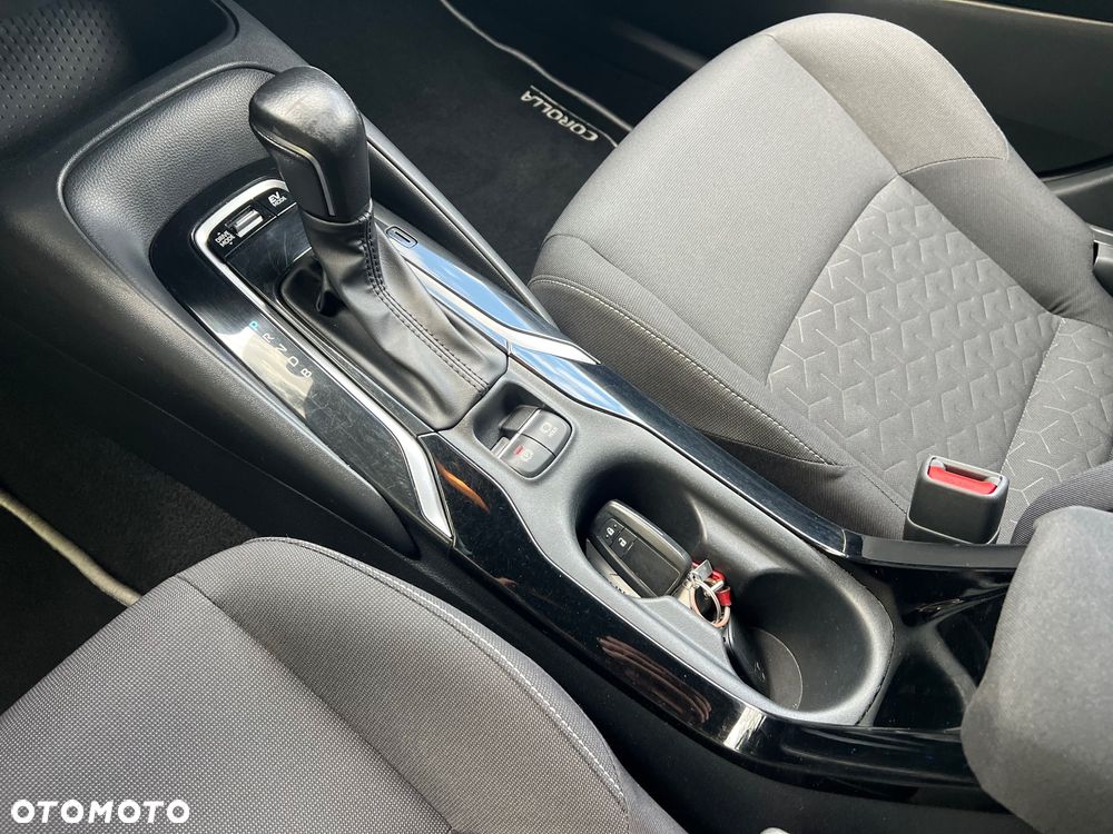 Toyota Corolla 1.8 Hybrid GPF Comfort - 18